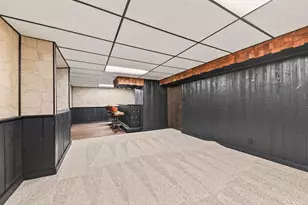 2604 N 112th St, Wauwatosa, WI 53226 - Photo 20