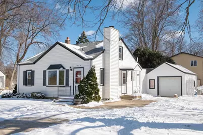 2604 N 112th Street, Wauwatosa, WI 53226 - Photo 2