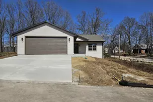 915 Sutherland Ave, Janesville, WI 53545 - Photo 22