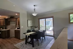 915 Sutherland Ave, Janesville, WI 53545 - Photo 4