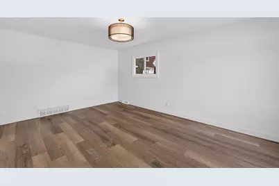 413 E Lincoln Drive, DeForest, WI 53532 - Photo 12