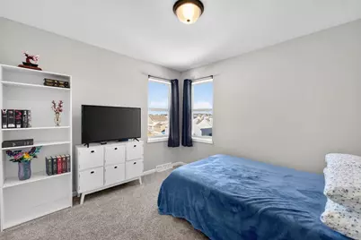 828 Shadowwood Trail, Sun Prairie, WI 53590 - Photo 22