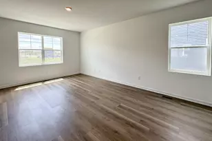 547 Oak Opening Dr, Stoughton, WI 53589 - Photo 6