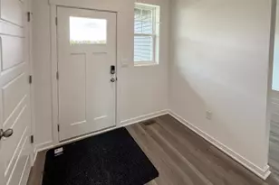 547 Oak Opening Dr, Stoughton, WI 53589 - Photo 2