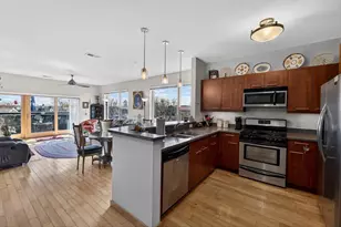 555 S Midvale Blvd, Madison, WI 53711 - Photo 14