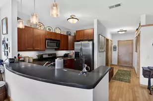 555 S Midvale Blvd, Madison, WI 53711 - Photo 12