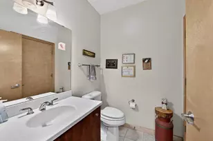 555 S Midvale Blvd, Madison, WI 53711 - Photo 30