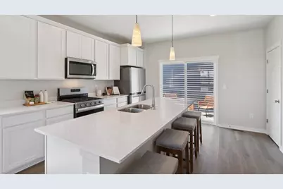 557 Trysil Aly N, Stoughton, WI 53589 - Photo 18