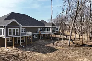 Unit 8 Deer Hollow Ct, DeForest, WI 53532 - Photo 2