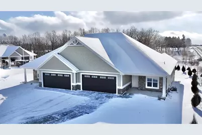 Unit 8 Deer Hollow Court, DeForest, WI 53532 - Photo 2
