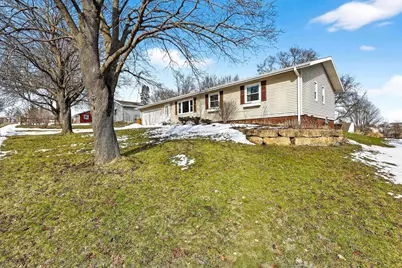 709 Hamilton Street, Mount Horeb, WI 53572 - Photo 2