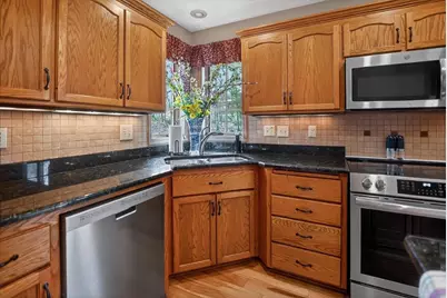 1253 Mockingbird Lane, Sun Prairie, WI 53590 - Photo 12