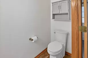 213 N Musket Ridge Dr, Sun Prairie, WI 53590 - Photo 6