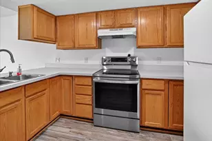 213 N Musket Ridge Dr, Sun Prairie, WI 53590 - Photo 8