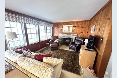 671 N Cow Path Lane, Fort Atkinson, WI 53538 - Photo 4