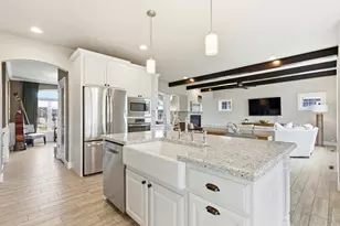 2505 Genevieve Way, Waunakee, WI 53597 - Photo 20