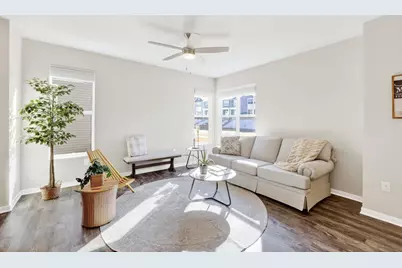 6972 Belle Fontaine Boulevard, Middleton, WI 53562 - Photo 4