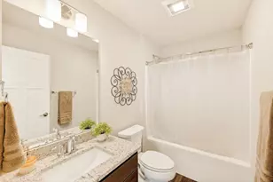 6972 Belle Fontaine Blvd, Middleton, WI 53562 - Photo 24