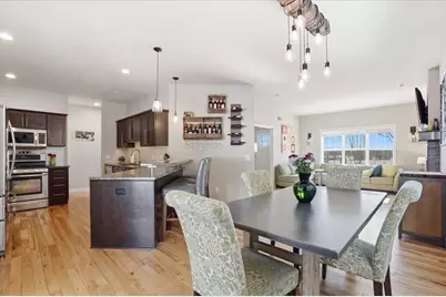 7162 Belle Fontaine Boulevard, Middleton, WI 53562 - Photo 8