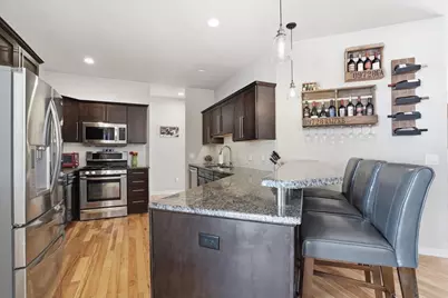 7162 Belle Fontaine Boulevard, Middleton, WI 53562 - Photo 10