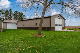 4701 E County Rd J, Beloit, WI 53511 - Photo 32