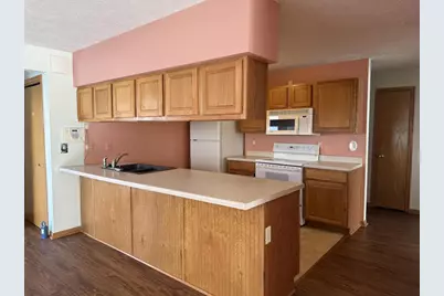 2521 Edgewood Drive, Beloit, WI 53511 - Photo 8