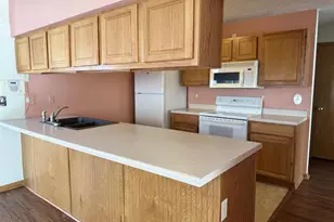 2521 Edgewood Dr, Beloit, WI 53511 - Photo 6