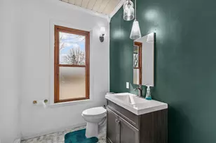 215 North Bridge St, Markesan, WI 53946 - Photo 20
