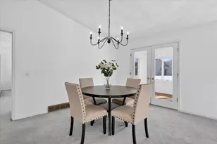 3206 Thames Ln, Janesville, WI 53546 - Photo 10