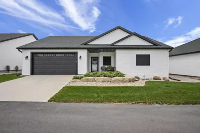 215 Boann Terrace, Belleville, WI 53508 - Photo 2