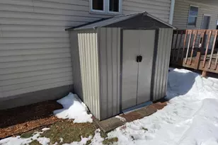 304 Breezy Point Dr, Pardeeville, WI 53954 - Photo 32