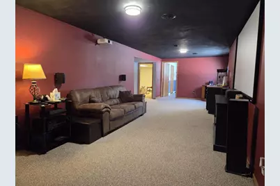 304 Breezy Point Drive, Pardeeville, WI 53954 - Photo 4