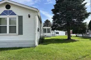 90 London Dr, Sparta, WI 54656 - Photo 6