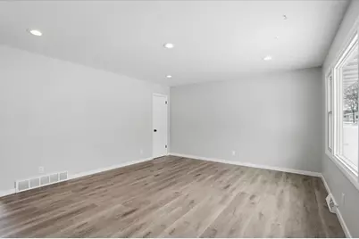 1314 Debra Lane, Madison, WI 53704 - Photo 4