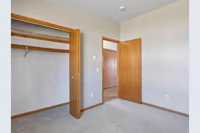 1105 McKenna Boulevard #H, Madison, WI 53719 - Photo 6