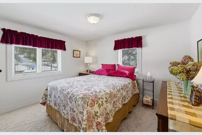 407 W Cherry Street, Fox Lake, WI 53933 - Photo 10