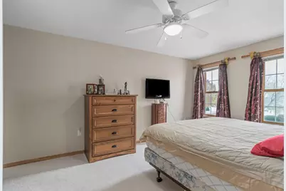 3343 N Stone Creek Circle, Madison, WI 53719 - Photo 10