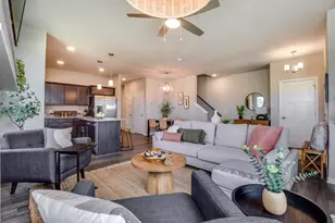 4832 Suelo Rd, Fitchburg, WI 53711 - Photo 8