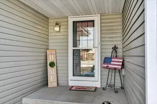 1351 Cumberland Dr, Edgerton, WI 53534 - Photo 4