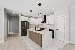 320 Oakbrook Dr, Lake Delton, WI 53965 - Photo 14