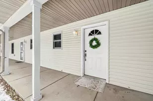 N2860 Trevor Ridge, Lodi, WI 53555 - Photo 2