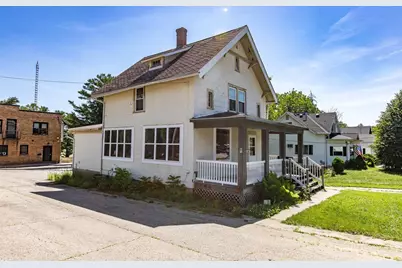 706 Fair Street, Mineral Point, WI 53565 - Photo 6