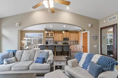 614 Woodhaven Court, Cambridge, WI 53523 - Photo 2