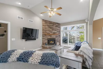 614 Woodhaven Court, Cambridge, WI 53523 - Photo 4