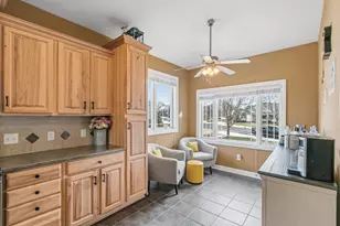 614 Woodhaven Ct, Cambridge, WI 53523 - Photo 10