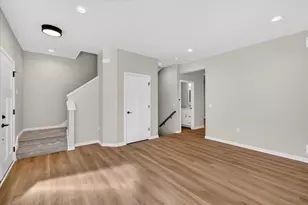 2809 Crinkle Root Dr, Fitchburg, WI 53711 - Photo 18