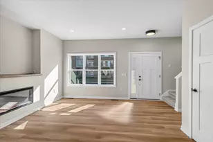 2809 Crinkle Root Dr, Fitchburg, WI 53711 - Photo 16