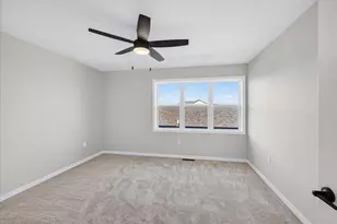 2809 Crinkle Root Dr, Fitchburg, WI 53711 - Photo 32