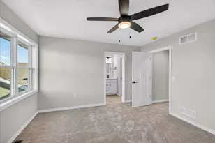 2809 Crinkle Root Dr, Fitchburg, WI 53711 - Photo 36