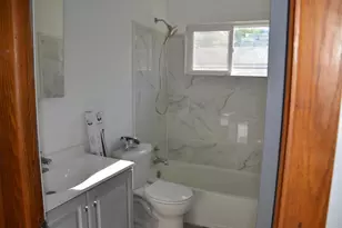 5604 Bjelde Ln, Monona, WI 53716 - Photo 8